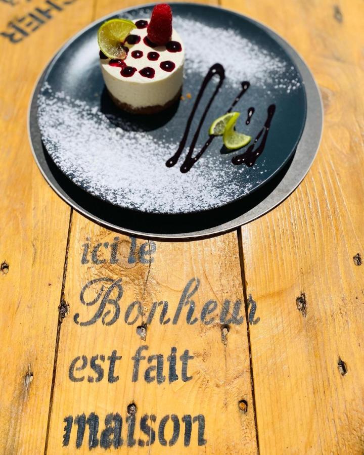 Ortale Auberge Chez Francois Ind'E Alba & Paul- Si المظهر الخارجي الصورة